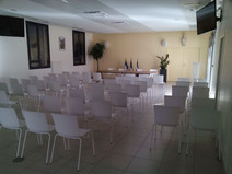 Salle_Jean-Moulin_Interieur.jpg