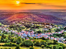 Coucher de soleil sur Dabo, village des Vosges en Moselle