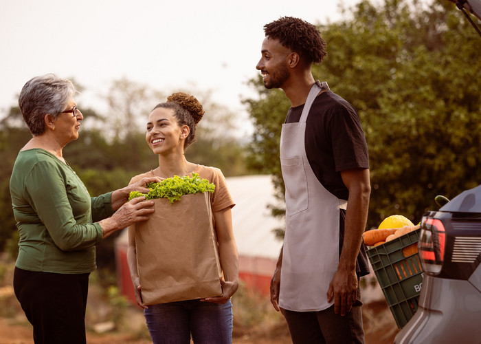 Vente directe de légumes chez un couple de producteurs